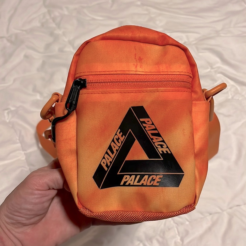 PALACE Real Tree Shot Bag 2